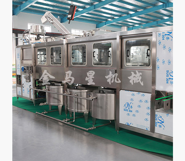  玻璃瓶灌裝生產(chǎn)線能否在激烈的市場(chǎng)生存